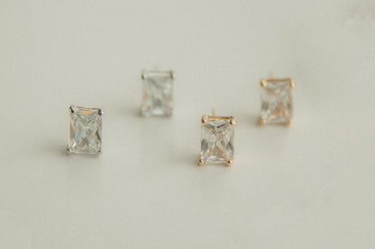 The Brilliance Studs