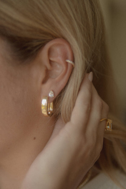 The Crystal Teardrop Studs