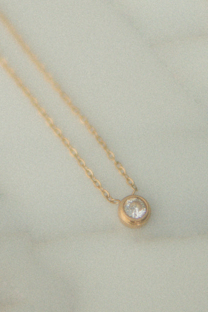 The Solo Pendant Necklace