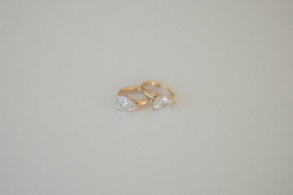 The Teardrop Huggies