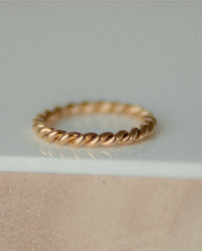 The Skinny Twist Ring