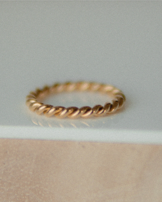 The Skinny Twist Ring