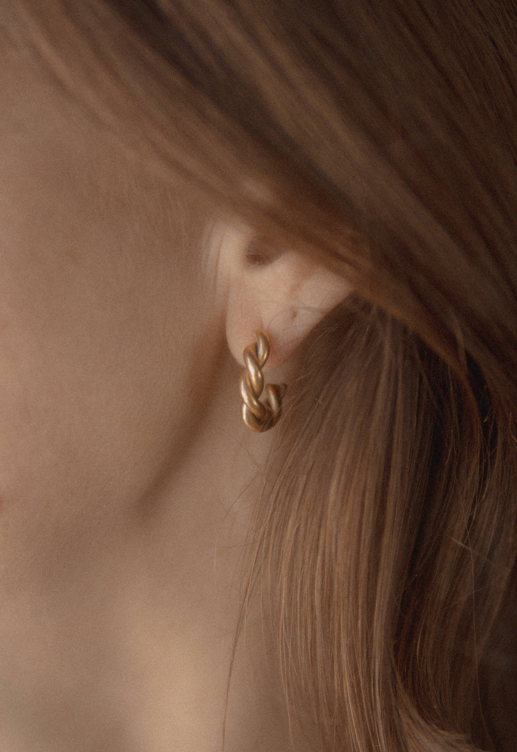 The Twisted Hoops